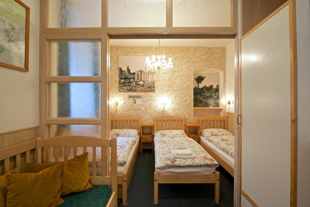 Alice Apartment House Prague Exterior photo