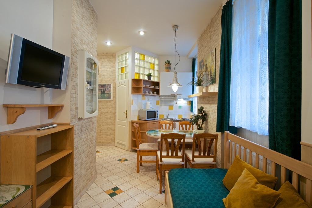 Alice Apartment House Prague Exterior photo