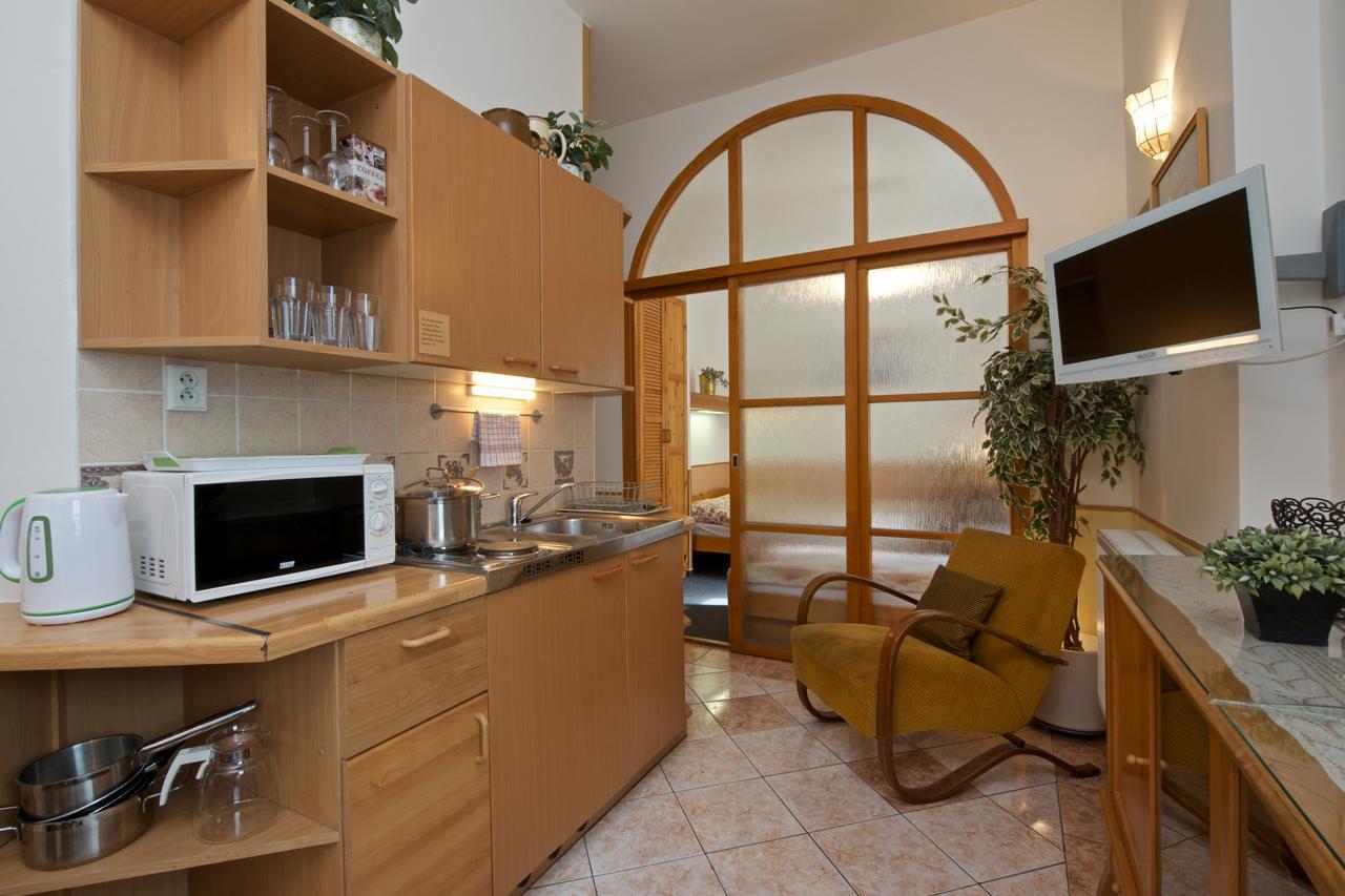 Alice Apartment House Prague Exterior photo